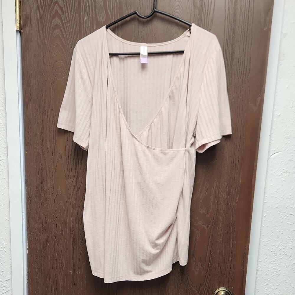 Chic Women's V-Neck Drape Top - Blush